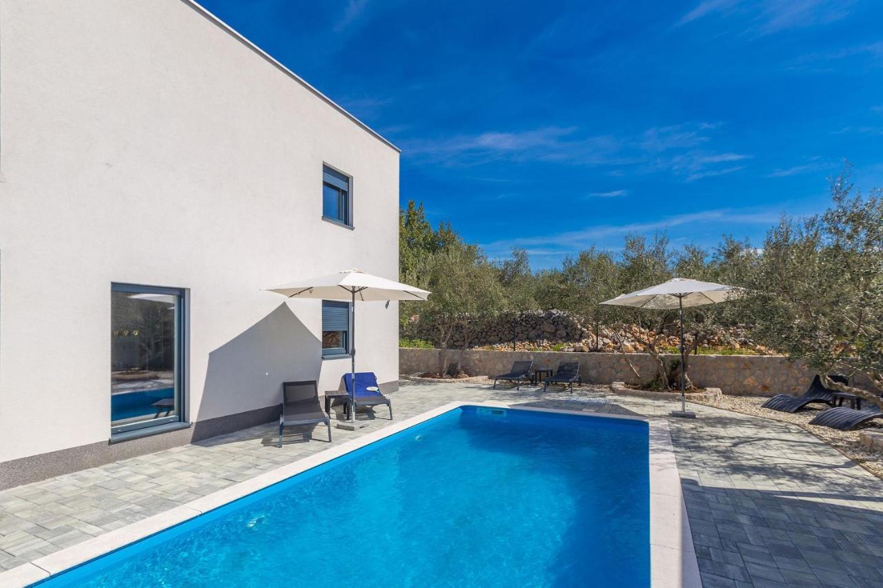 Villa Lio With Private Pool Linardici Exterior photo